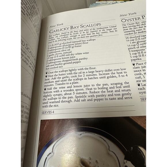 America Beautiful Cookbook HCDJ 1990 - Picture 5 of 7